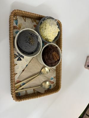   at Dugong Ehwa  in Seoul