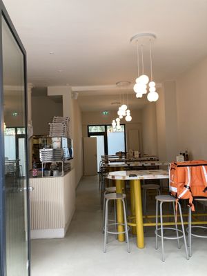 inside  at Slap Pizza in Frankfurt