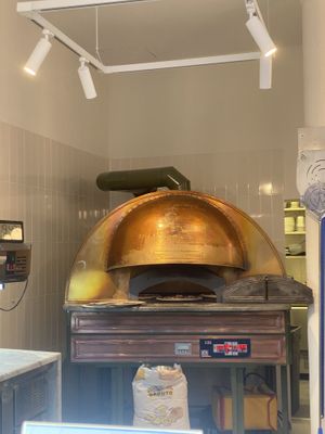   at Slap Pizza in Frankfurt