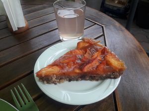 Summery nectarine pie with a gf muesli crust at Vege Club Amar in Szczecin