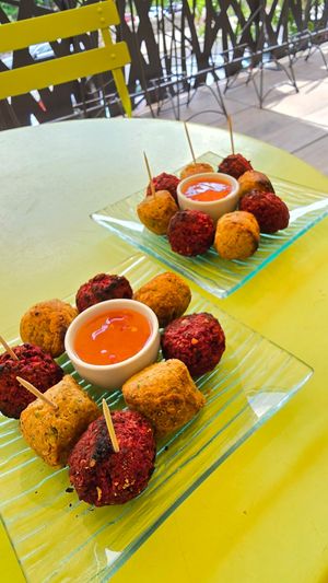 3 sorts of falafels at l'Abracada bar in Gorges Du Tarn Causses