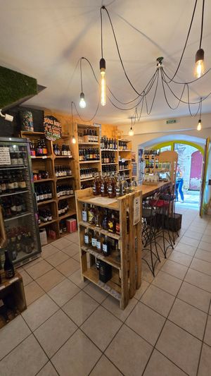  at l'Abracada bar in Gorges Du Tarn Causses