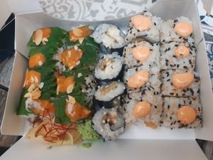  at Bloom Sushi in Lyon