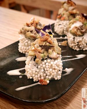 Crispy rolls with quinoa at Bloom Sushi in Lyon