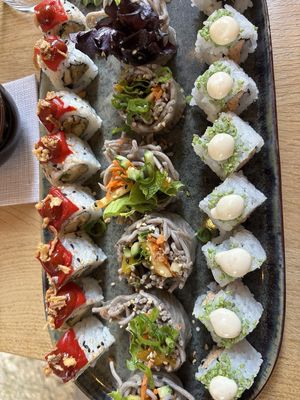 Piquismoke, Soba Blossom, Tuna bliss at Bloom Sushi in Lyon