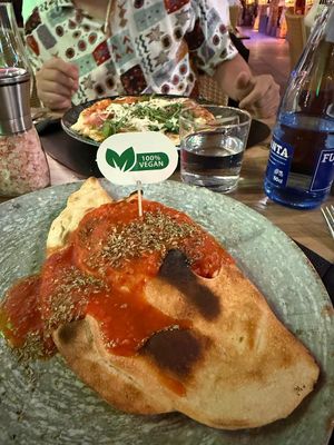 Calzone contadino con mozzarella vegana at La Fuente in Nerja