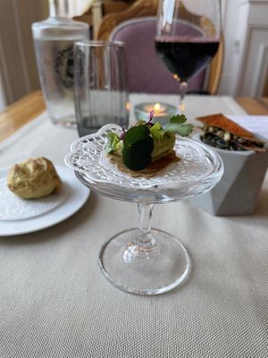 Vegan snack apero  at Em Carne Viva in Porto