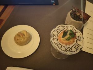 Bread, hummus, falafel cookies at Em Carne Viva in Porto