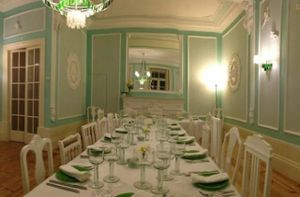 . at Em Carne Viva in Porto