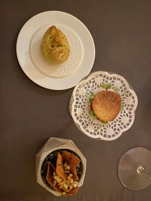 First course snacks - sorry ate course 2&3 before pictures ☺️  at Em Carne Viva in Porto