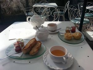 Our afternoon tea at Em Carne Viva in Porto