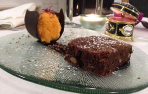 . at Em Carne Viva in Porto