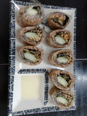 風味壽司 Local Style Sushi at Vege Restaurant Tong Hoe   in Kepong