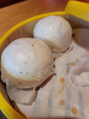 Sesame dessert buns at Nana's Dim Sum and Dumplings in Aurora