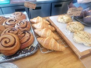 Vegan cinnamon and Swedish cardamom buns at EZ and Moss in North London