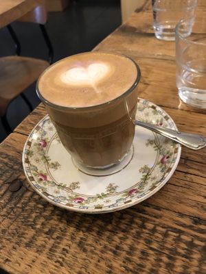 Oat latte at EZ and Moss in North London