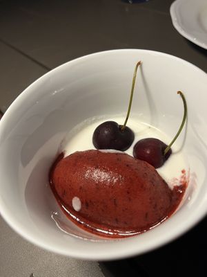CILIEGIE, IL LORO SORBETTO, LAVANDA, MANDORLE  at Fattoria Sardi Giustiniani in Toscana