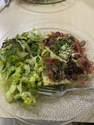 Raw Pizza  at Beauty of Sprouts in Sarasota