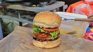 burger at Carro Vegetariano - Mobile Trailer in Belo Horizonte