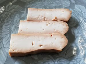 Cheese like miso-fermented and smoked tofu at Sankoin in Tokyo