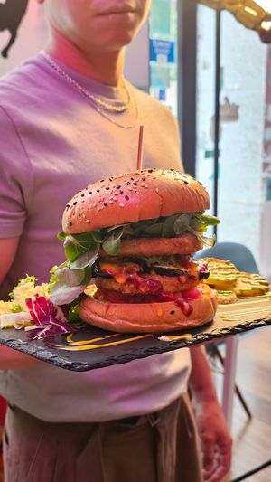  at Logan's Garden in Madrid