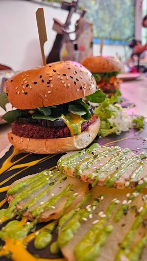  at Logan's Garden in Madrid