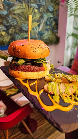  at Logan's Garden in Madrid