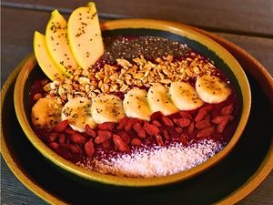 Acai Bowl at Logan's Garden in Madrid