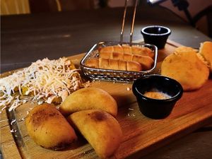 Bandeja del Sabor at Logan's Garden in Madrid