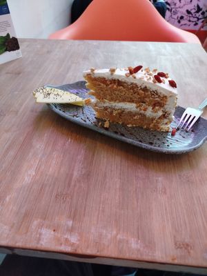  at Logan's Garden in Madrid