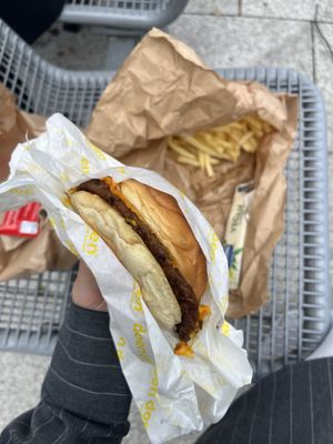   at doen doen burger in Stuttgart