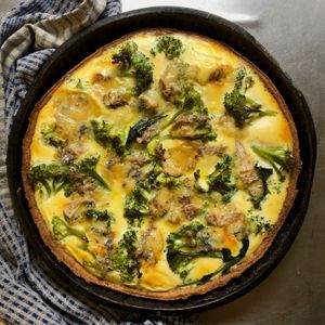 Organic Blue Cheese and broccoli quiche made with Perl Las Caws Cenarth Cheese, doves farm flour, Calon Wen milk, Rachel’s organic yoghurt & Mieri Eco Farm Broccoli at Caffi Iechyd Da in Carmarthen