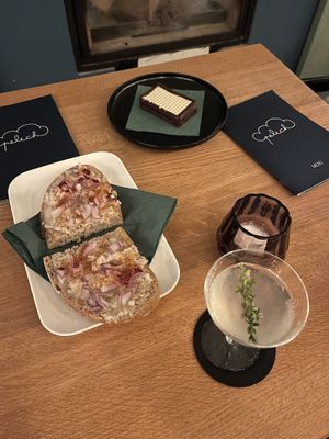 Sourdough bread with vegan grease and red onion 🤤 + vegan homemade horalka  at Pelech in Trencianske Teplice