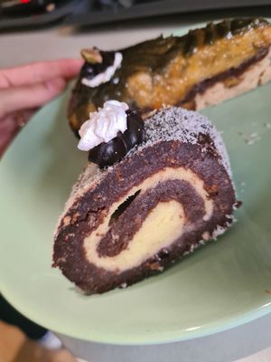  at Edes Elet Cukraszda in Budapest