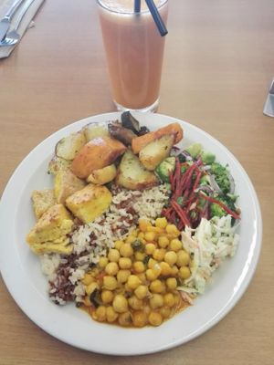Lunch buffet at 222 Vegan Cuisine in West London