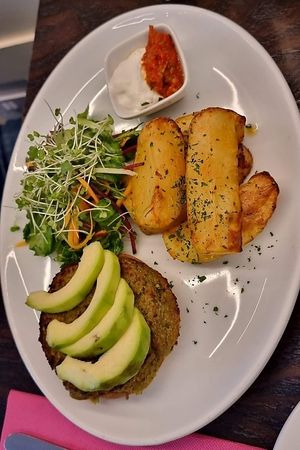 222 Fresh burger (asparagus & petit pois) at 222 Vegan Cuisine in West London