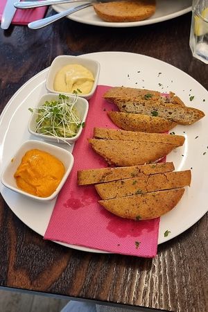 Mezze selection (hummus, guacamole & pimento dips) at 222 Vegan Cuisine in West London