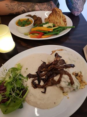 Hauptspeise at 222 Vegan Cuisine in West London