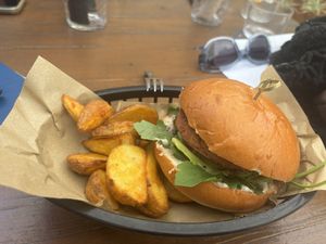 Creamy avocado vegetarian butcher burger  at Mojokite in Castelldefels