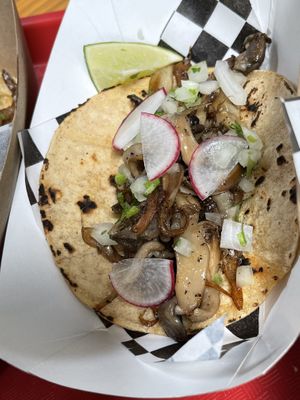 Carnitas (mushroom) taco  at Alma y Sazon in Emeryville