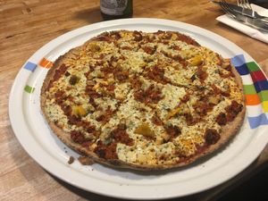 Vegan pizza at Zodiac - Die Andere Kuche in Essen