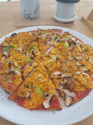 Pizza Champiola at Pizza Moji in Essen