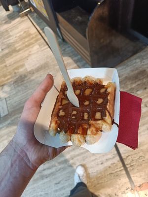 don't judge my crap photo, it was actually quality at VeganPot  in Brussels