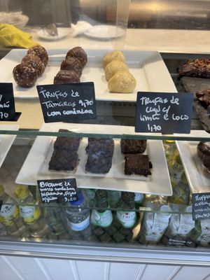 Treats   at Alfarroba in Lisbon