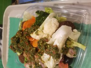 falafel salad plate at Maoz in Rosemont