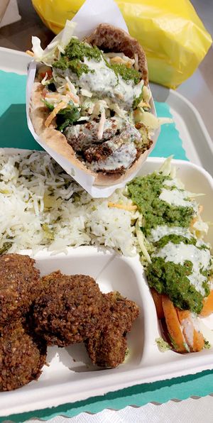 Sandwich and plate  at Maoz in Rosemont