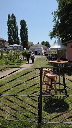 Weg zum Café at Ruppiner Feingebäck in Rheinsberg