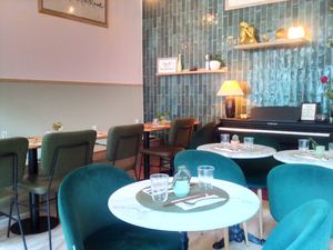 Eat-in space at Conscience - Vietnam in Paris in Paris