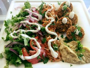 L'assiette de falafels du vendredi at Veggyvan - Food Truck in La Valette-du-var