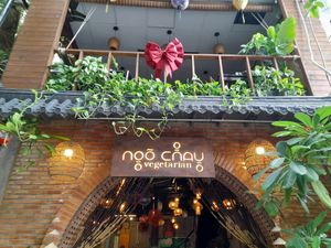 Outside looking in at NGÕ CHAY VEGETARIAN in Ho Chi Minh City